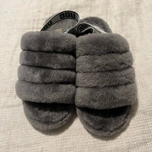 NWOT Gray Ugg Slippers